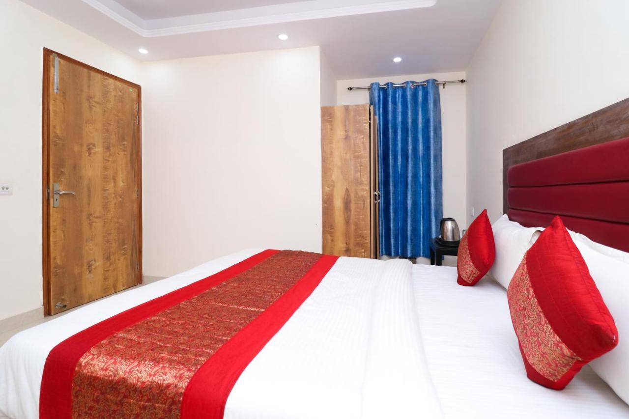 Hotel Belwood Suites - Near New Delhi Airport Exterior foto