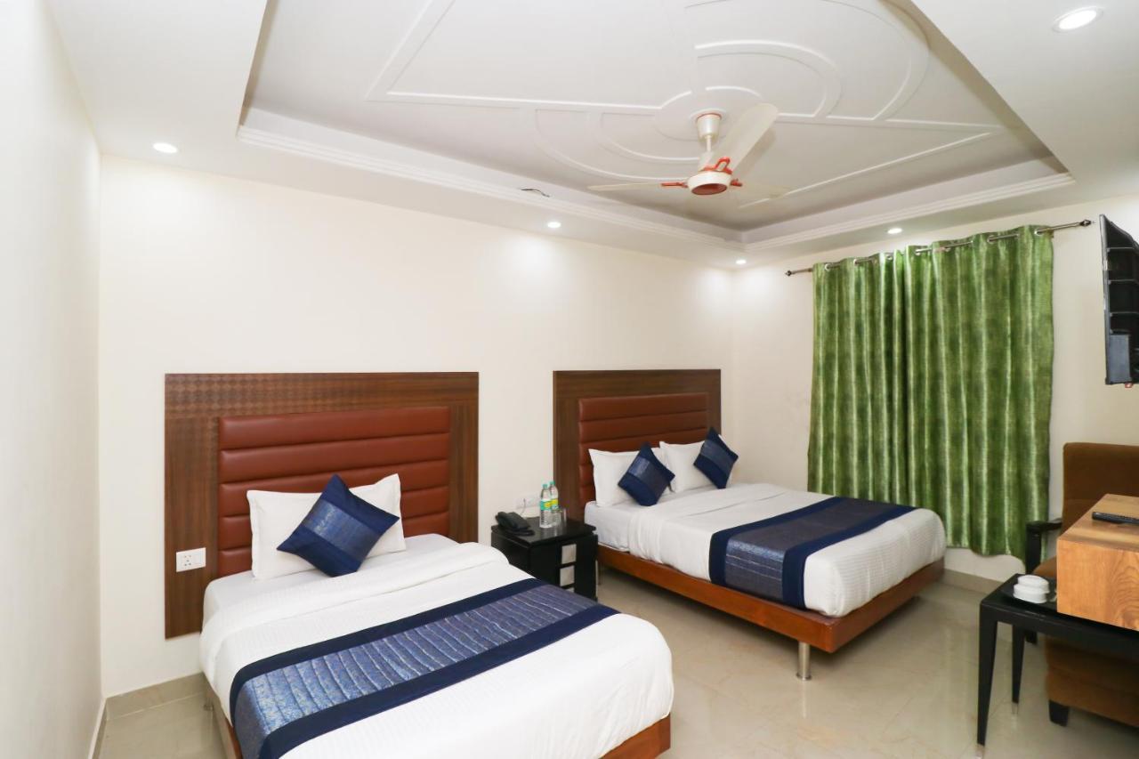 Hotel Belwood Suites - Near New Delhi Airport Exterior foto