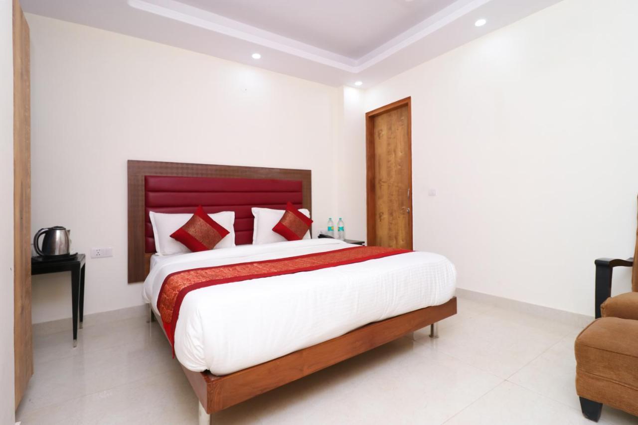 Hotel Belwood Suites - Near New Delhi Airport Exterior foto
