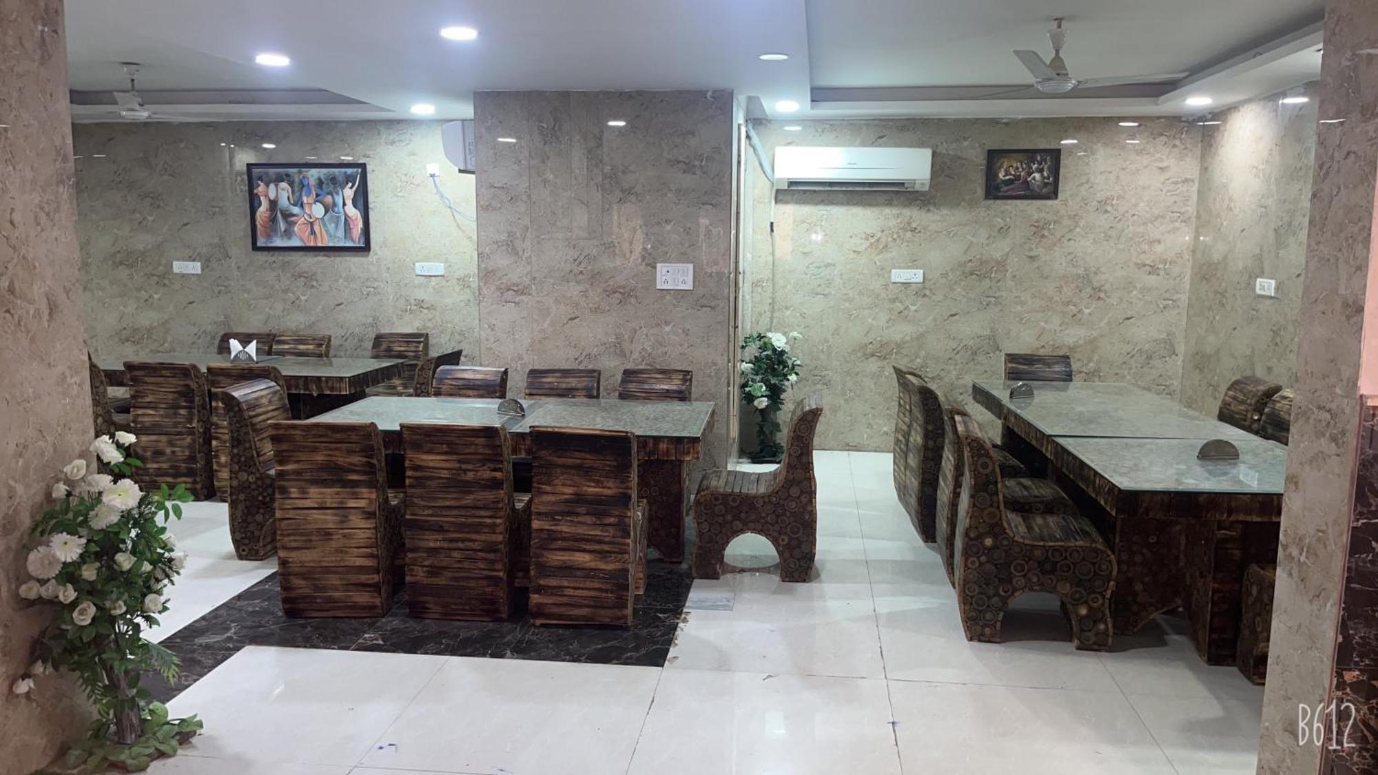 Hotel Belwood Suites - Near New Delhi Airport Exterior foto